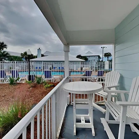 Beachside Villas 911